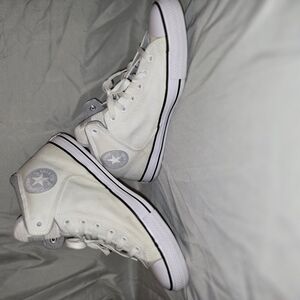 Converse Allstar Chuck Taylors Size 12M/14W